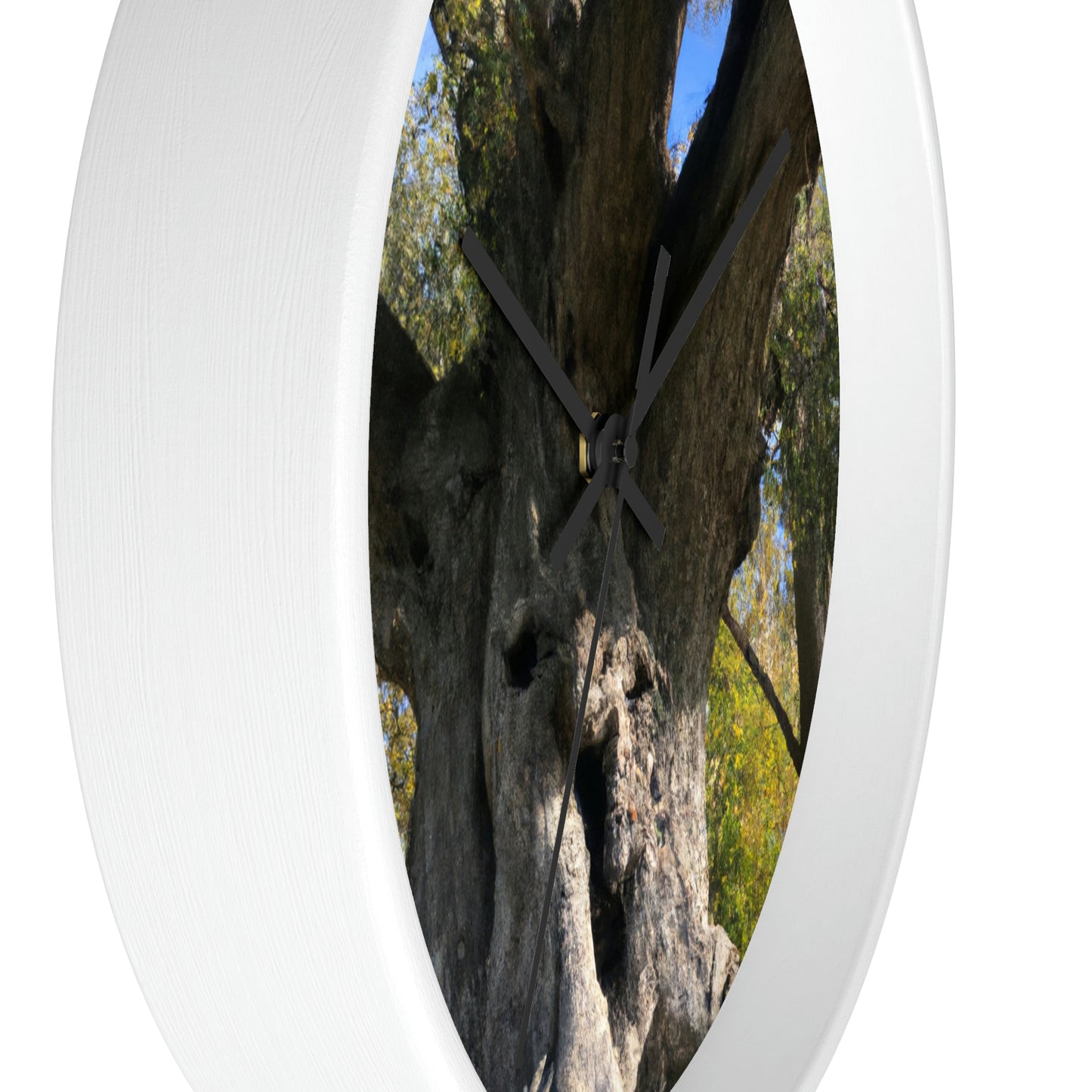 "The Great Guardian Tree" - The Alien Wall Clock