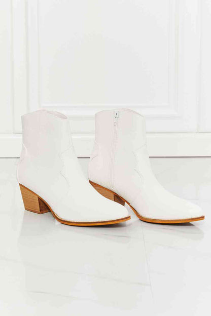 Botines estilo western de cuero sintético en blanco Watertower Town de MMShoes