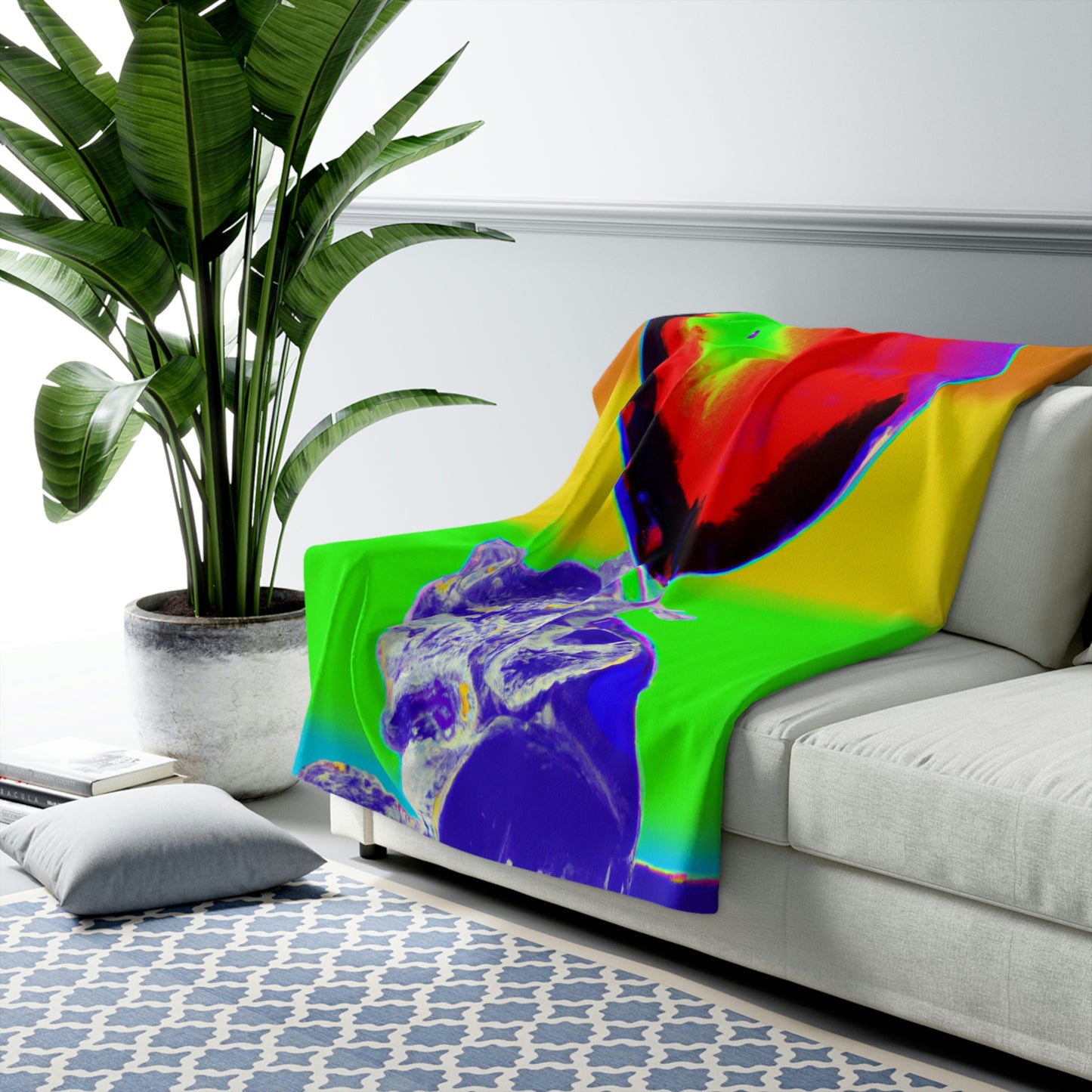 "Cozy Companions" - The Alien Sherpa Fleece Blanket