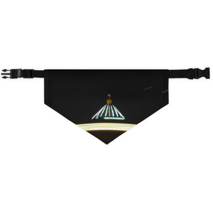 "Carousel Nights: A Glimmer of Starlight" - Das Alien Pet Bandana Halsband