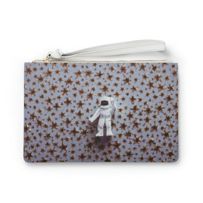 "Un pequeño aventurero entre estrellas gigantes" - The Alien Clutch Bag