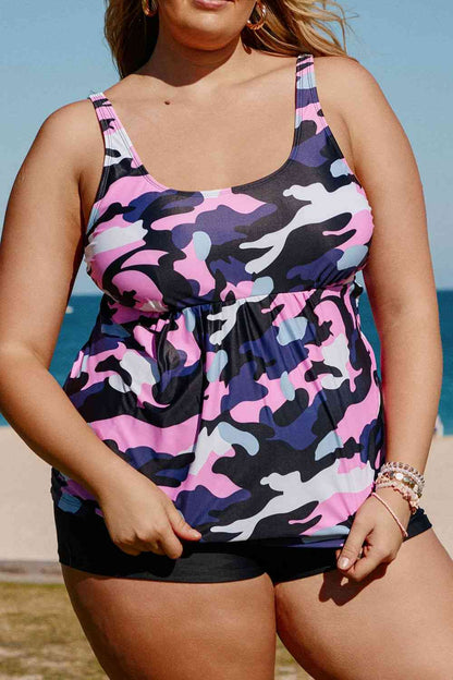 Zweiteiliges Tankini-Set mit Camouflage-Schößchen in Übergröße