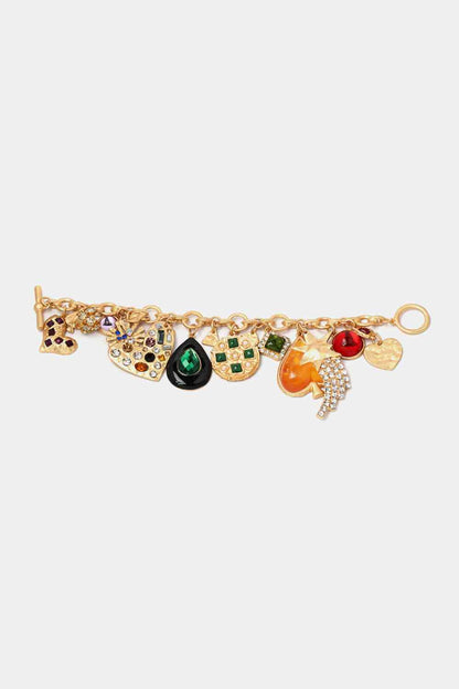 Multi-Charm-Armband aus Kunstharz