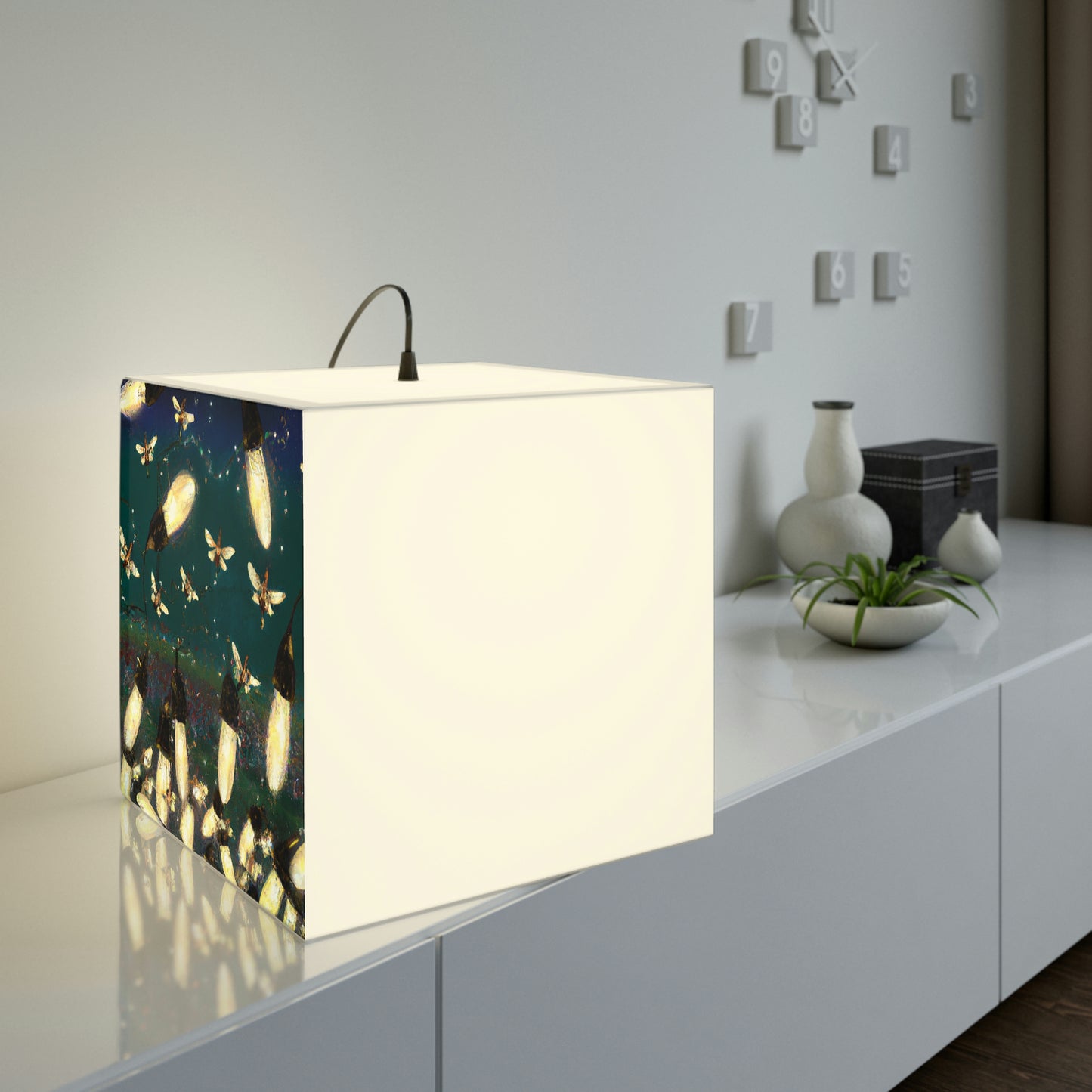 Twinkling Fireflies in the Evening Sky - The Alien Light Cube Lamp