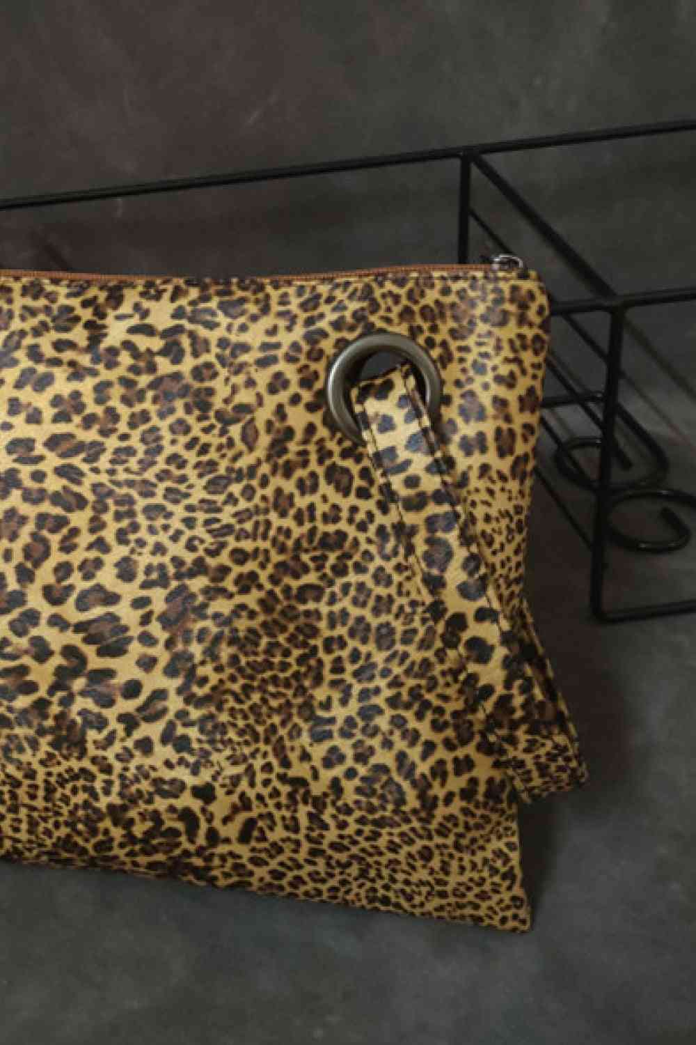 Clutch aus PU-Leder mit Leopardenmuster