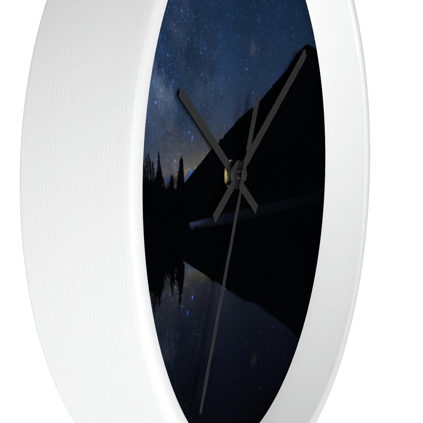 "Una tranquilidad iluminada por las estrellas" - El reloj de pared alienígena