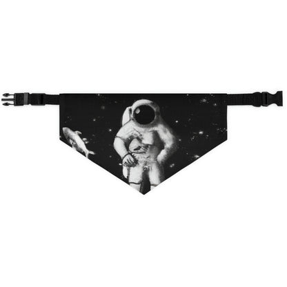 "A Celestial Sea Dance" - El collar de bandana para mascota alienígena