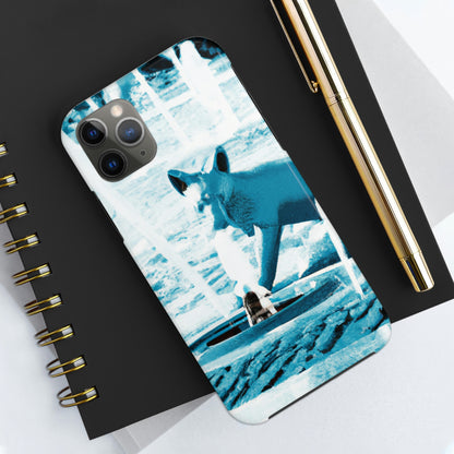 "Foxy Herumtollen im Brunnen" - Die Alien Tough Phone Cases