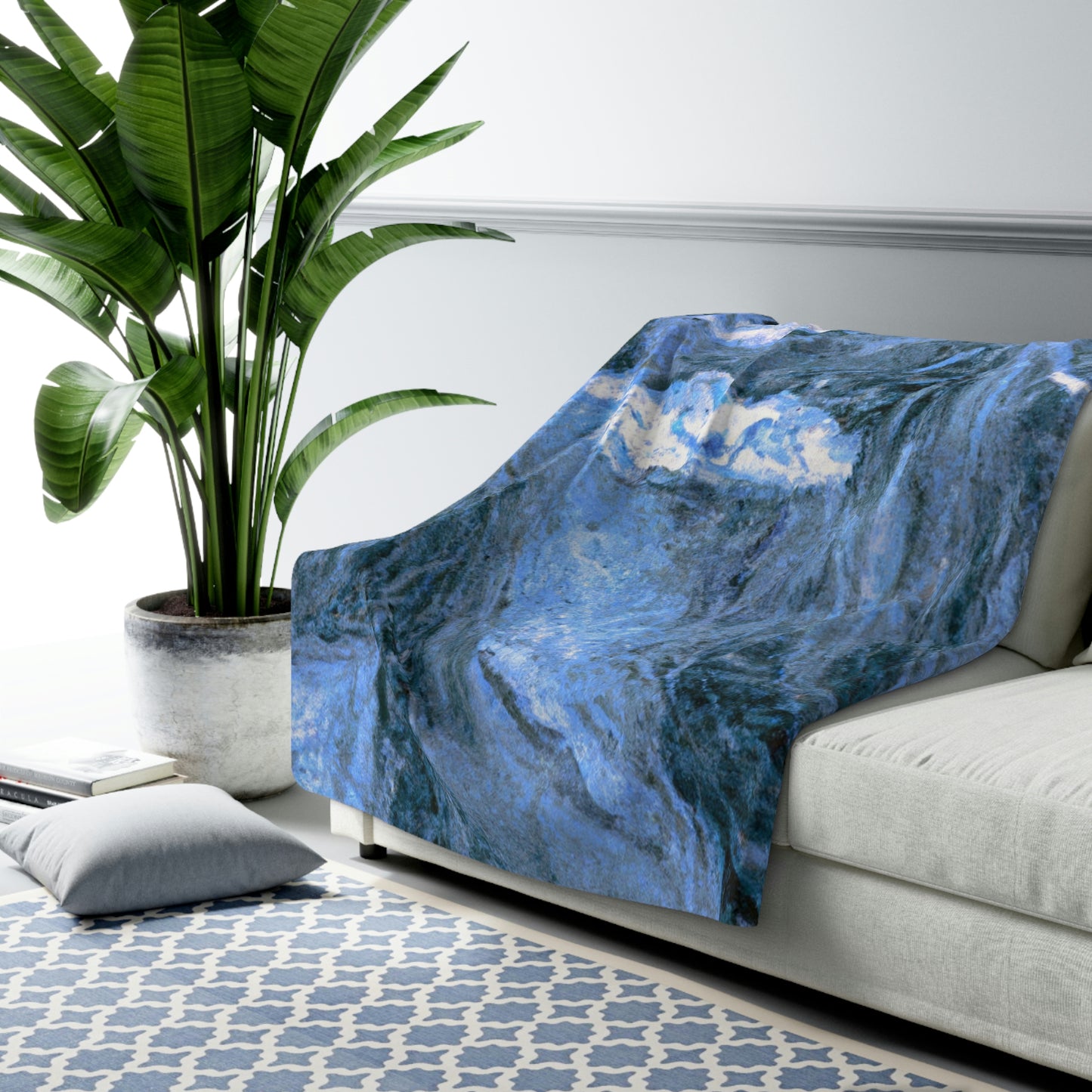 "Frozen Labyrinth" - The Alien Sherpa Fleece Blanket