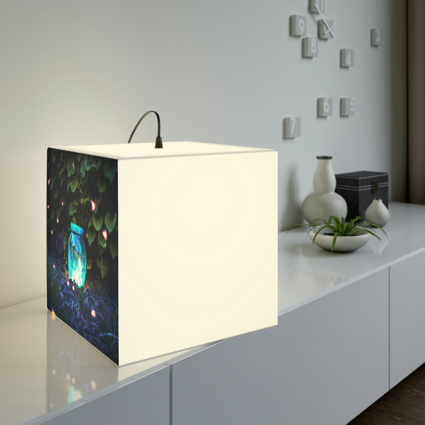 "Luminescence of Forgotten Dreams" - The Alien Light Cube Lamp