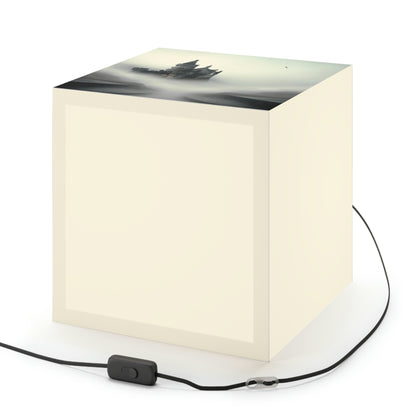 "Gespenstische Zitadelle des Nebels" - Die Alien Light Cube Lampe