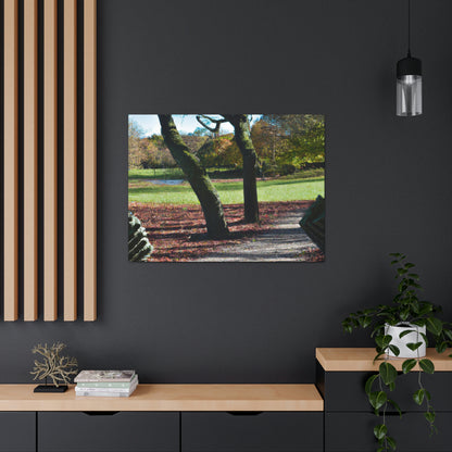 "A Monument of Nature: Creating a Realistic Sculpture from a Landscape Photo" - Canvas