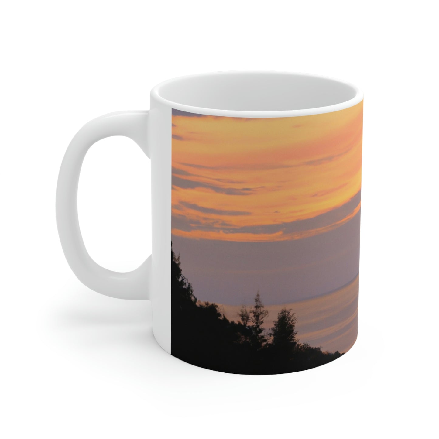 "Embracing the Evening" - The Alien Taza de cerámica 11 oz