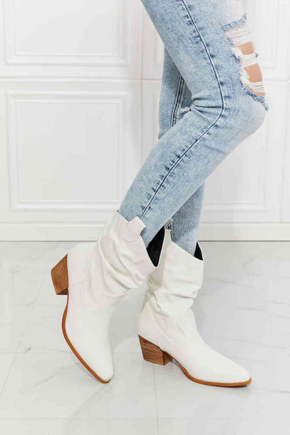 MMShoes Better in Texas Scrunch Botas Vaqueras en Blanco