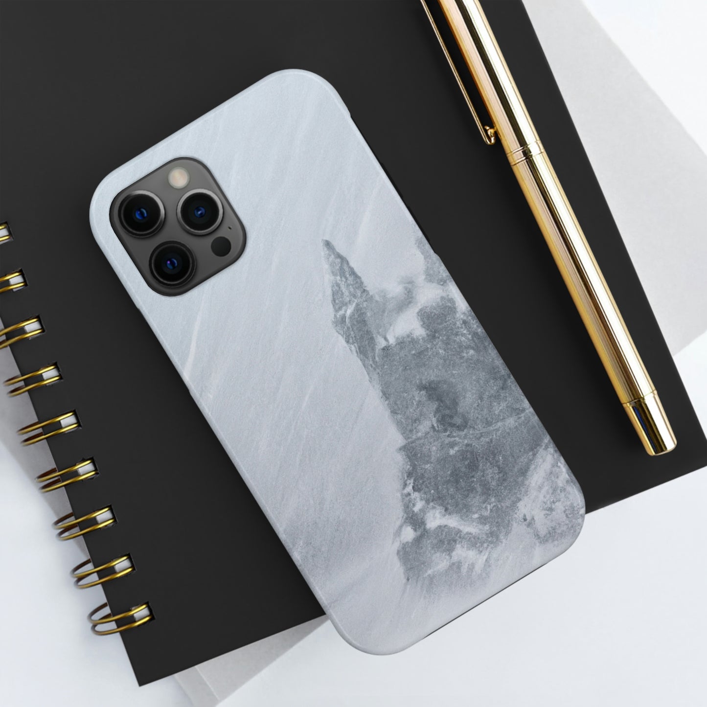 The Lost Castle Within the Snowstorm. - The Alien Tough Phone Cases