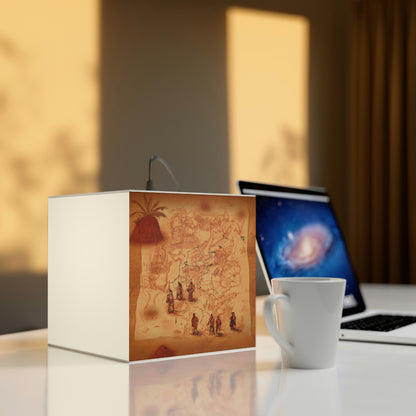 The Forgotten Kingdom: A Treasure Hunter's Tale - The Alien Light Cube Lamp