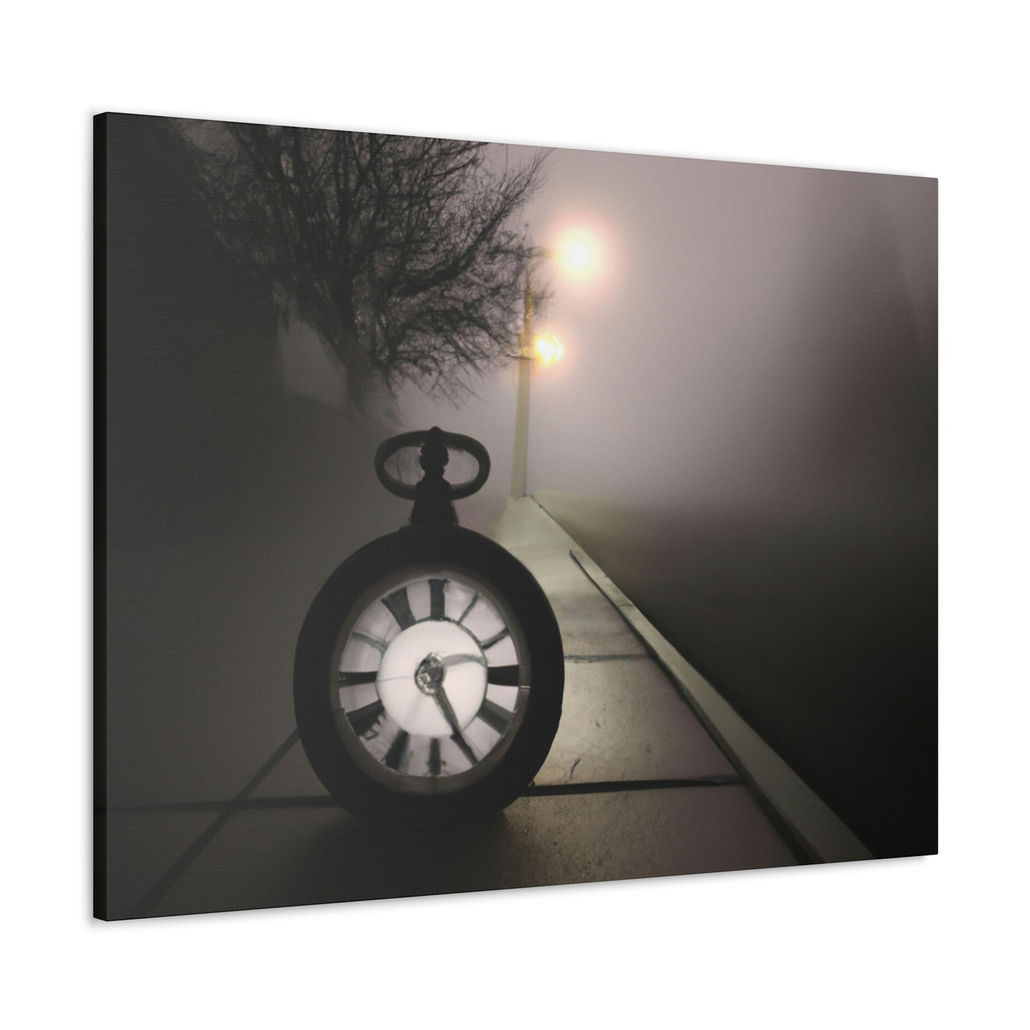 "El reloj solitario en Foggy Lane" - The Alien Canva