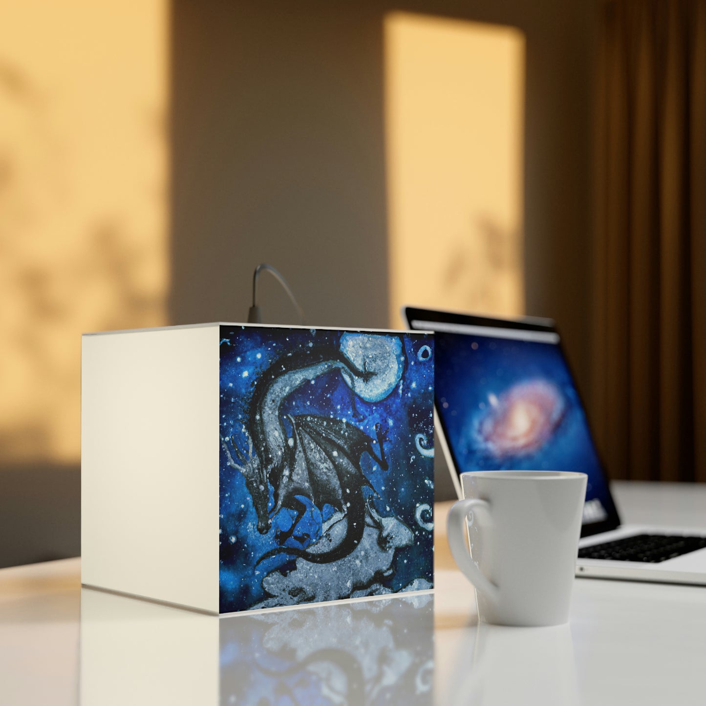 "Frosted Moonlight Dragon" - Die Alien Light Cube Lampe