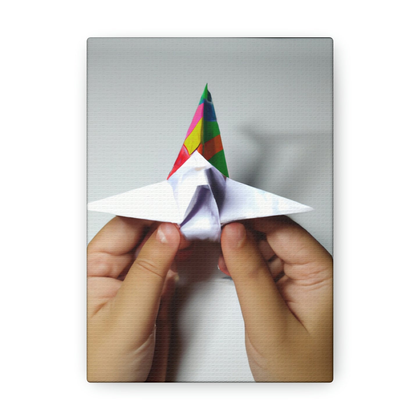 "Creaciones encubiertas: elaborando un mensaje secreto con origami" - The Alien Canva