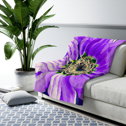 Purple Petals Popping: Create an Eye-Catching Daisy-Rose Fusion - The Alien Sherpa Fleece Blanket