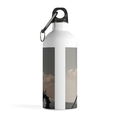 "A Warrior's Last Stand: The Battle Against the Metal Dragon" - The Alien Stainless Steel Water Bottle