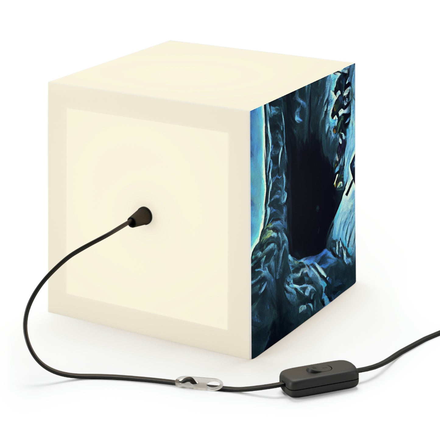 "Escape from the Icy Depths" - The Alien Light Cube Lamp