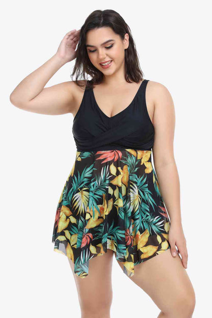 Traje de baño de dos piezas con dobladillo asimétrico floral de talla grande