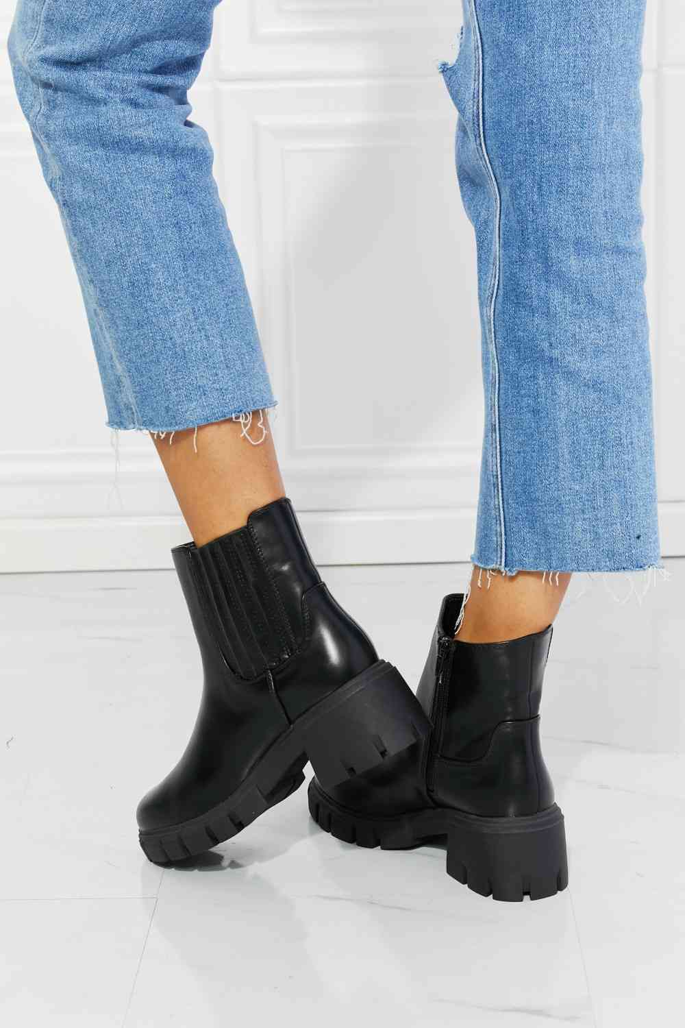 Botas Chelsea negras con suela Lug What It Takes de MMShoes