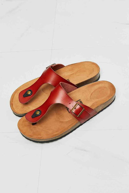 MMShoes Drift Away T-Strap Flip-Flop in Rot