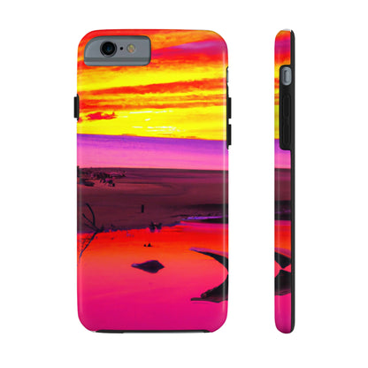 "Vergessener Trost: Die Pracht eines lebendigen Sonnenuntergangs an einem verlassenen Strand" - Die Alien Tough Phone Cases