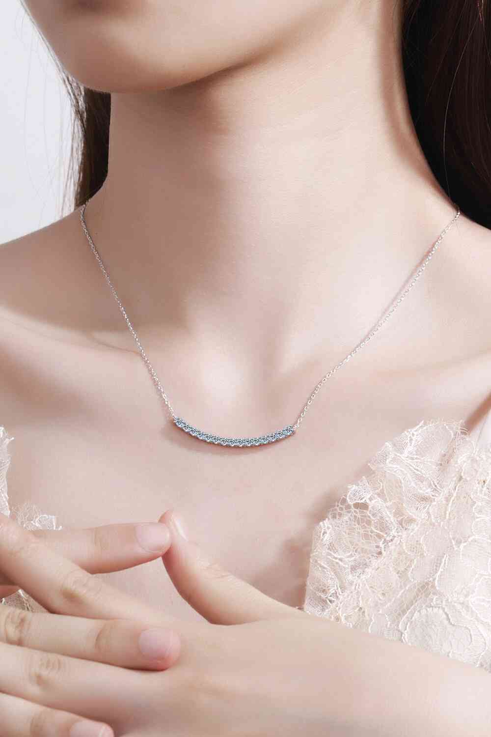 Halskette mit gebogenem Stab aus Sterlingsilber