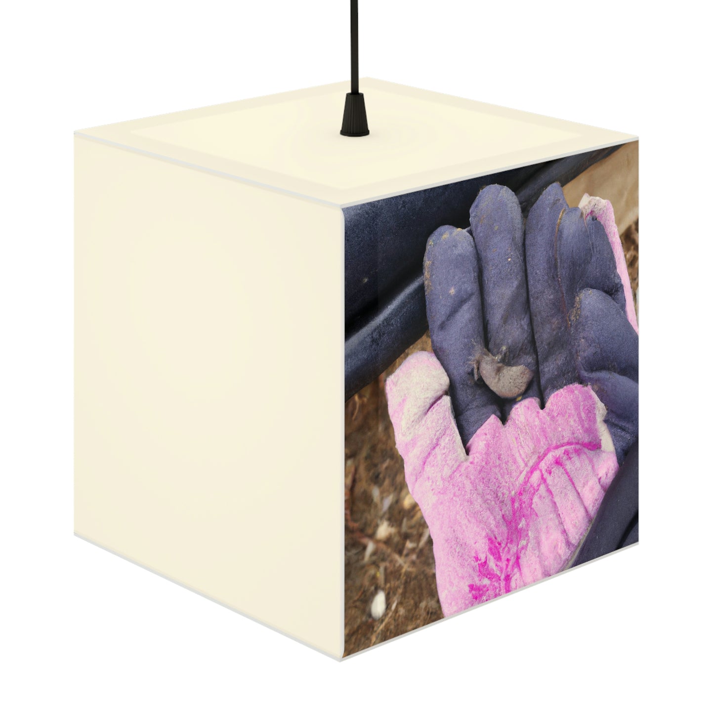 "A Tiny Home in an Old Glove" - ​​Die Alien Light Cube Lampe