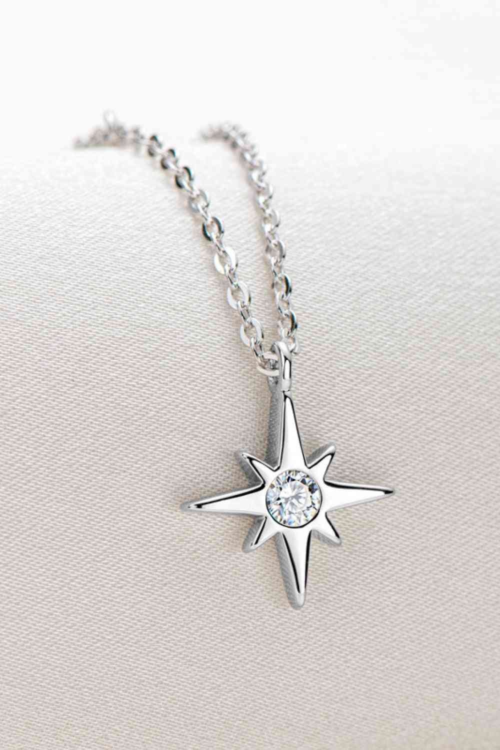 Colgante Moissanite North Star Collar de plata de ley 925